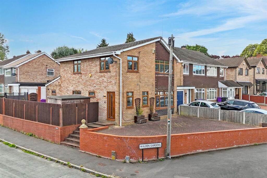 Main image of property: Walden Gardens, Penn