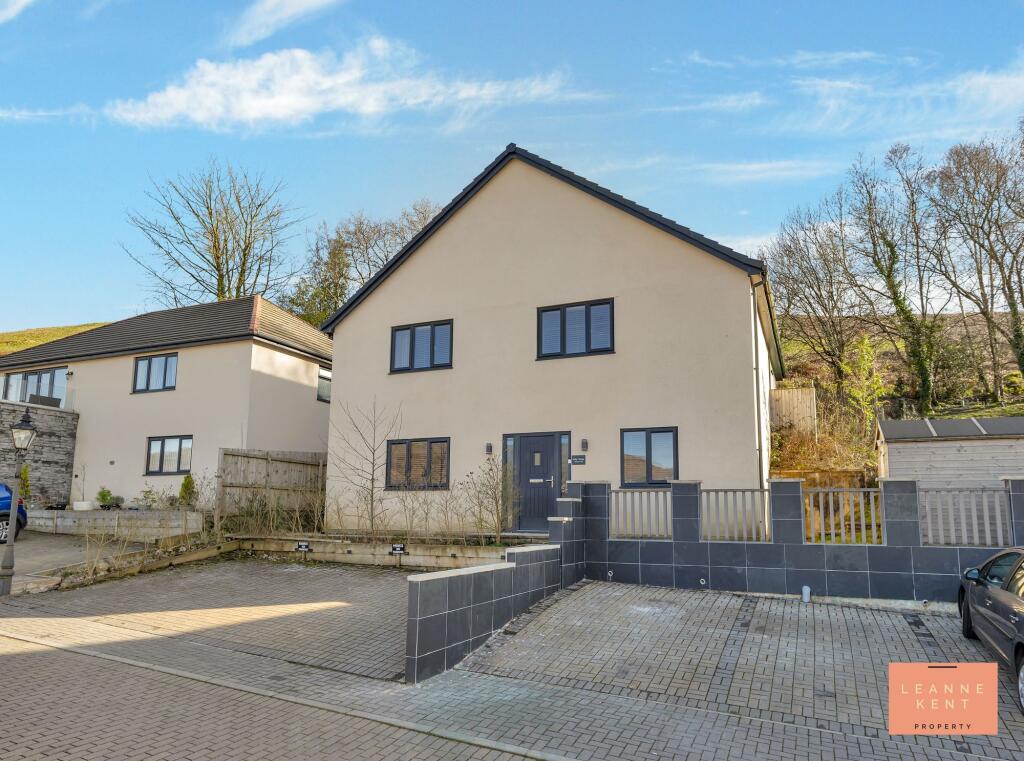 Main image of property: Bluebell Close, Abertridwr, CF83