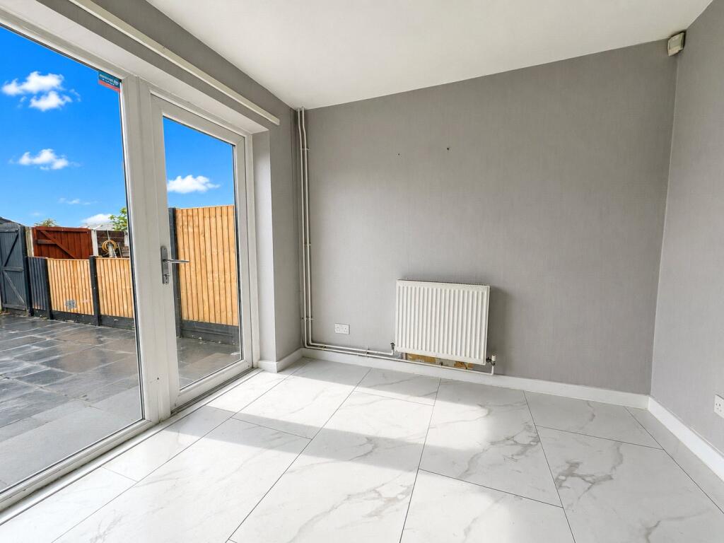 House in Lancaster - View 5