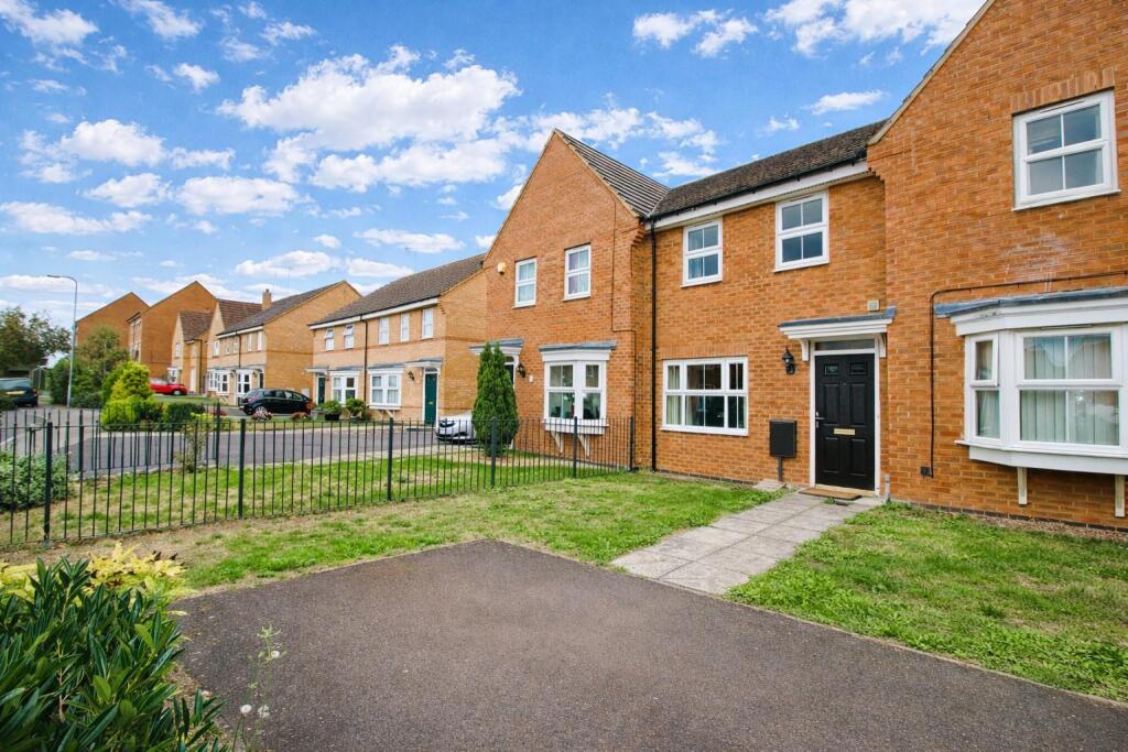 Main image of property: Sunningdale Drive, Rushden, NN10 0YJ