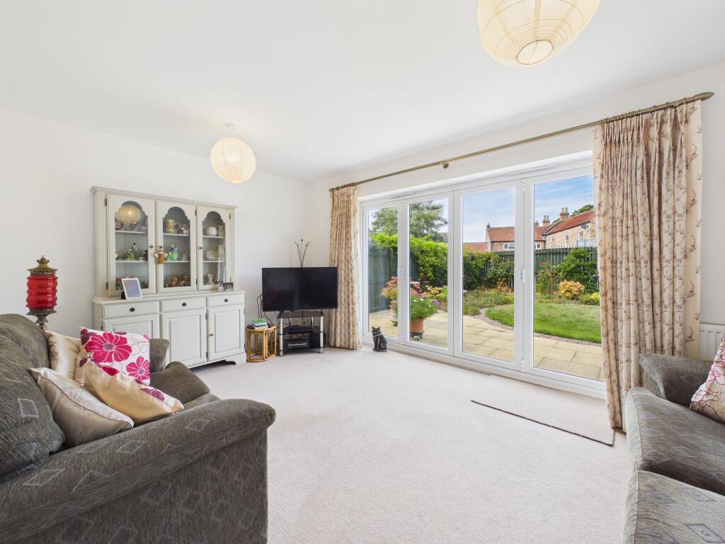 House in York - View 4
