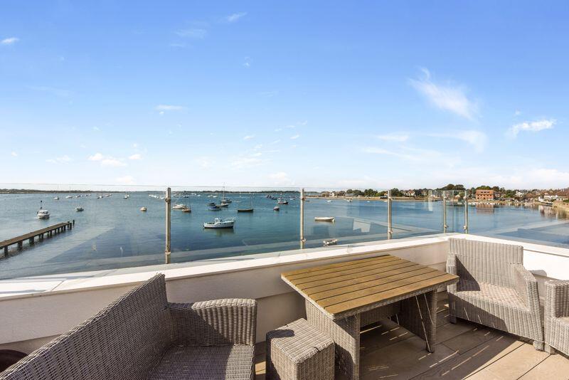 House in Portsmouth - View 5