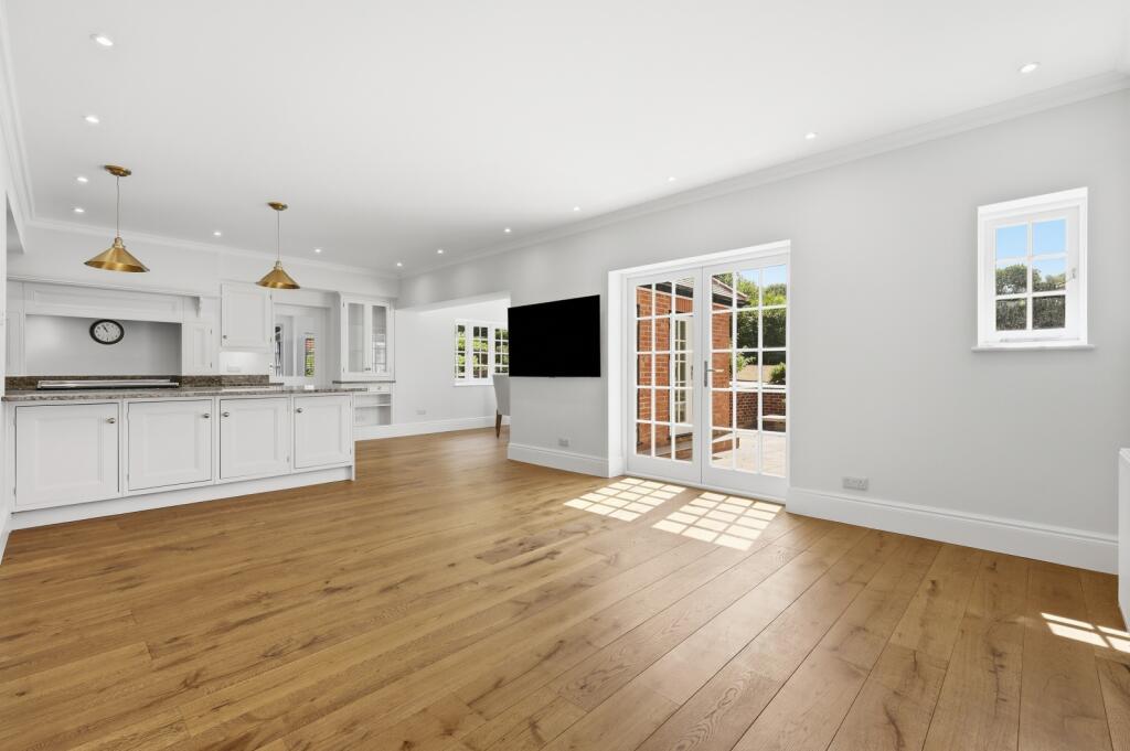 House in Chelmsford - View 4
