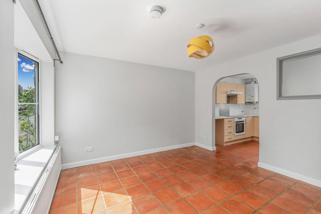 House in Middleton Cheney, West Northamptonshire - View 5