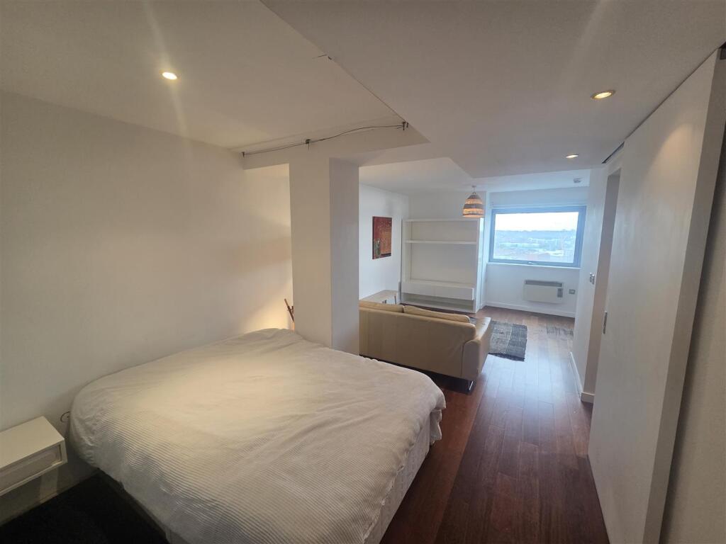 Apartment in Liverpool - View 2