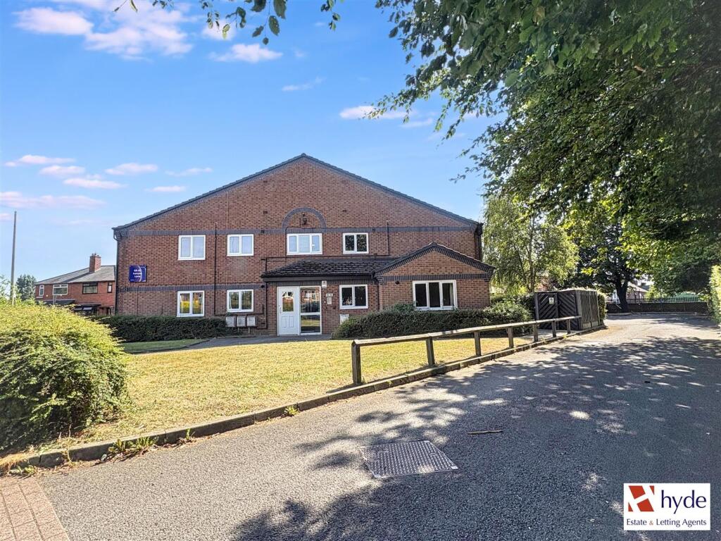 Main image of property: Kenyon Lane, Middleton, Manchester. M24 2GT