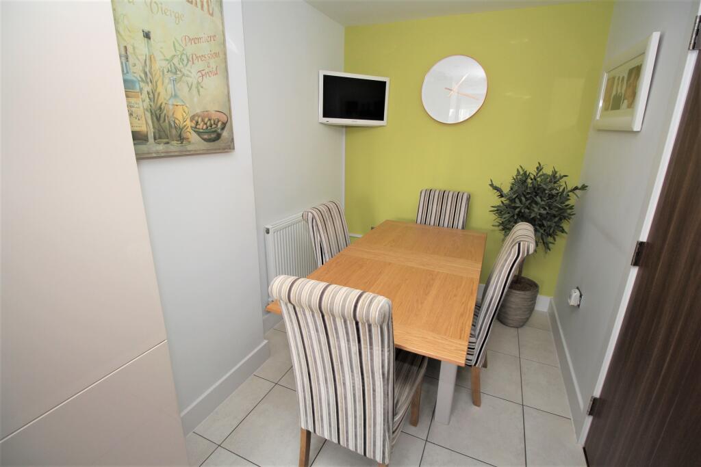House in Guildford - View 5