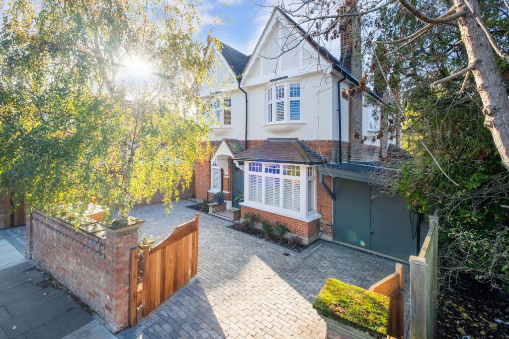 Main image of property: Wantage Road, London, SE12