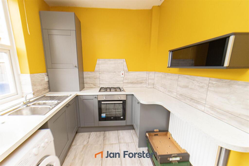 House in North Tyneside, Monkseaton - View 3