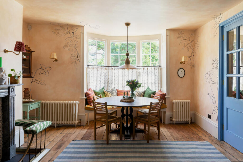 House in Canterbury - View 3