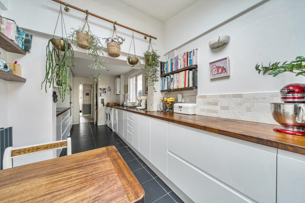 Summerfield Street, Lee, London, SE12 - View 6