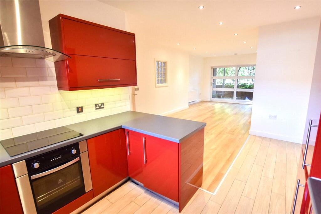 Apartment in Manchester - View 4