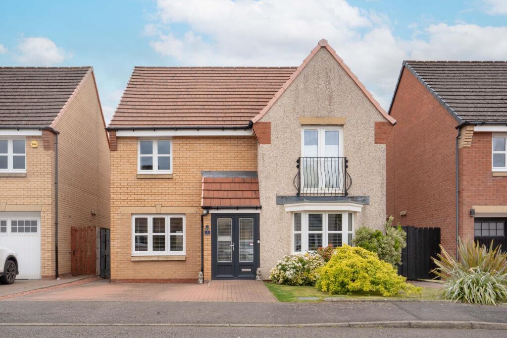 Main image of property: 3 Innerdouny Drive, Maddiston, Falkirk, FK2 0LW