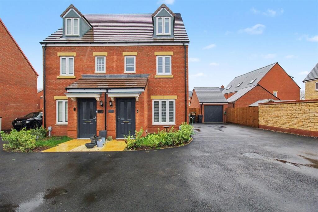 Main image of property: Thetford Road, Rothwell, Kettering
