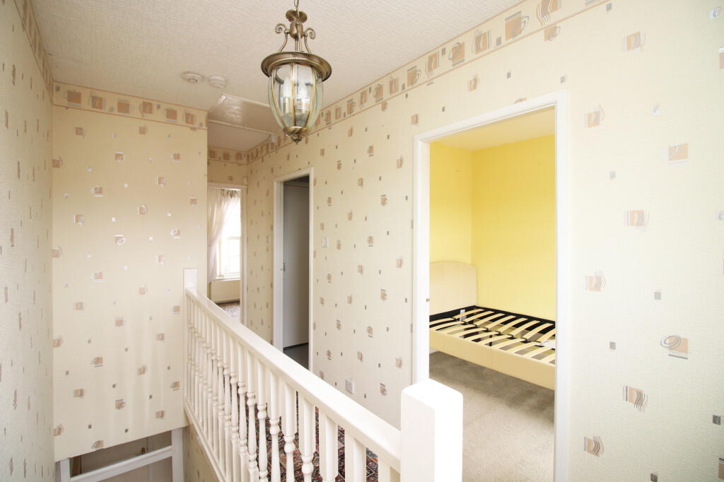 House in Fleetwood, Broadwater - More