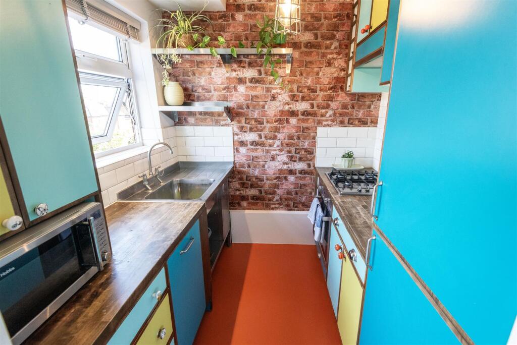 Apartment in London - View 4