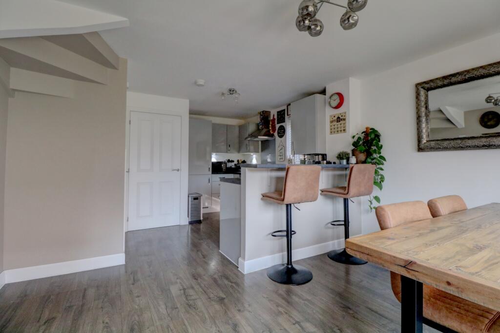 House in Tonbridge - More