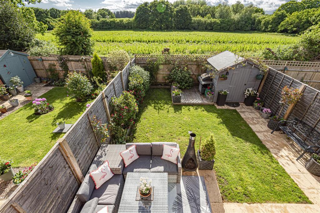House in Guildford - View 2