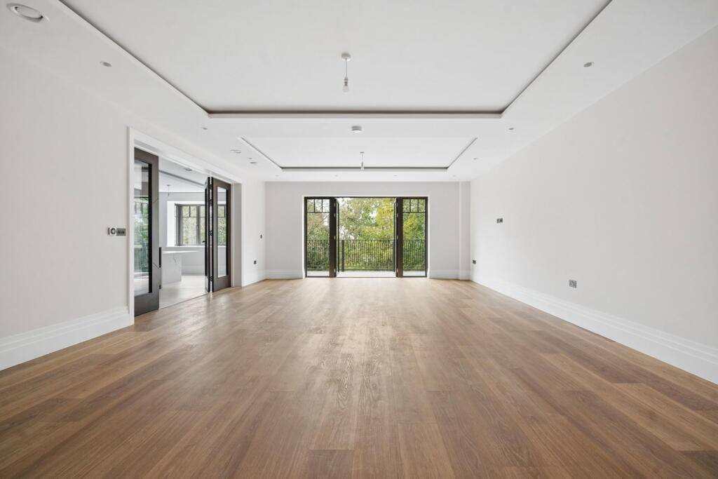 Apartment in Harrow - View 3