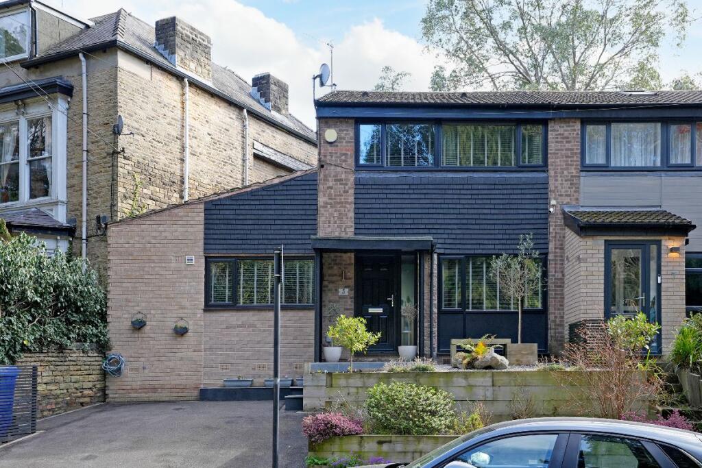 Main image of property: Southgrove Road, Sheffield, S10
