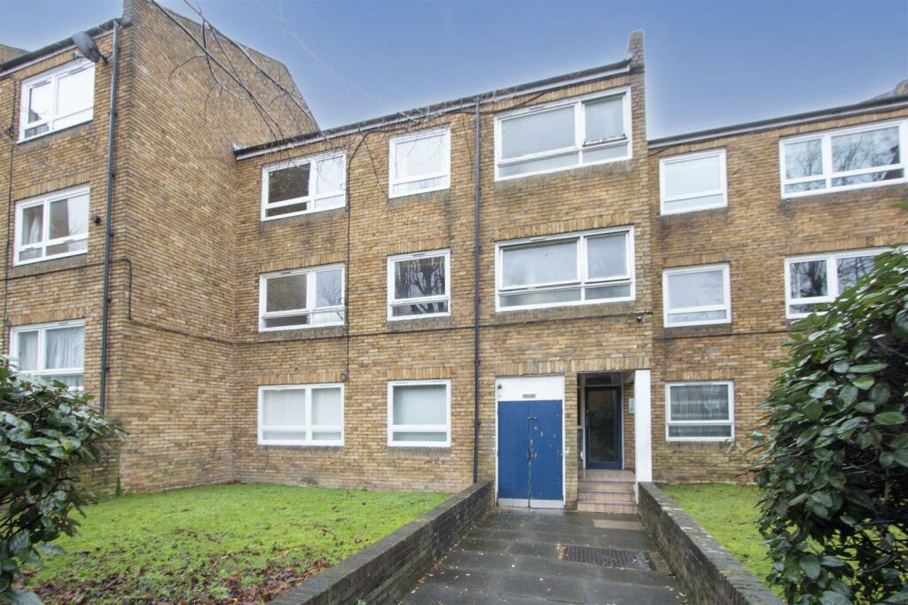 Main image of property: Bartholomew Close, London SW18