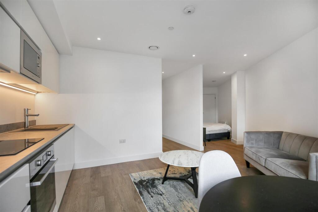 Apartment in Newcastle upon Tyne - More