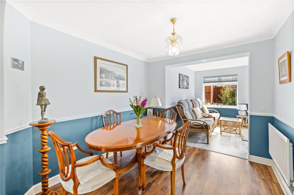 House in Redhill - View 4