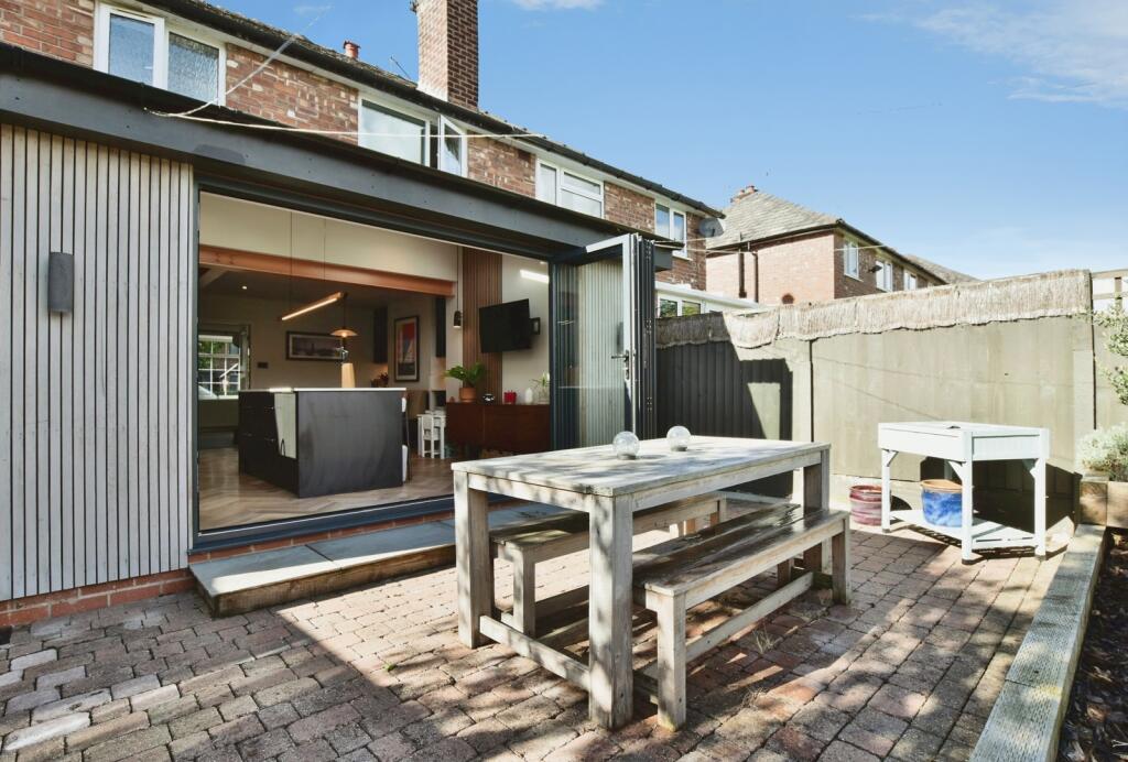 House in Wilmslow, Fulshaw Park - View 4