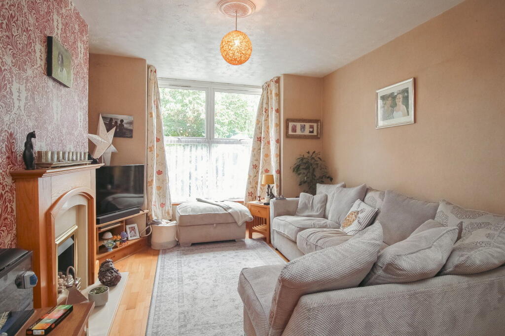 House in Exeter - View 4
