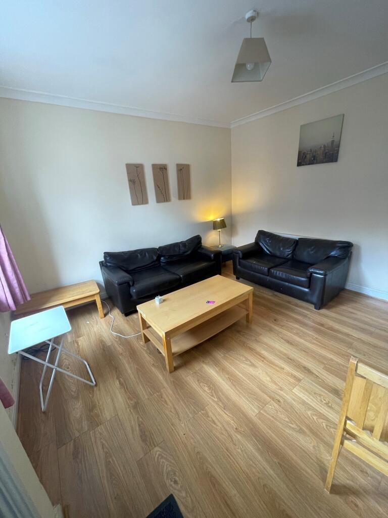 Main image of property: Kelsall Grove, LS6