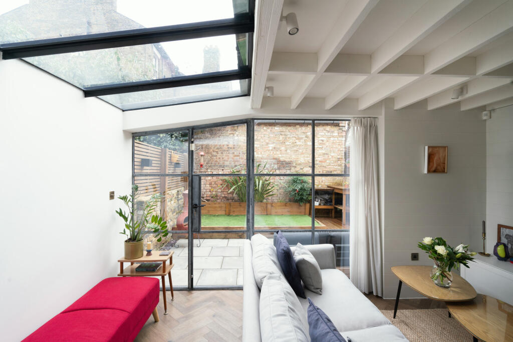 Main image of property: Powell Road III, Powell Road, London E5