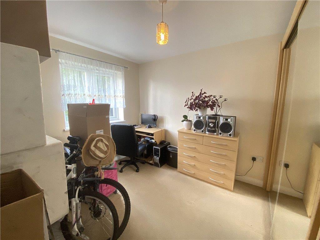 House in Taunton - View 5