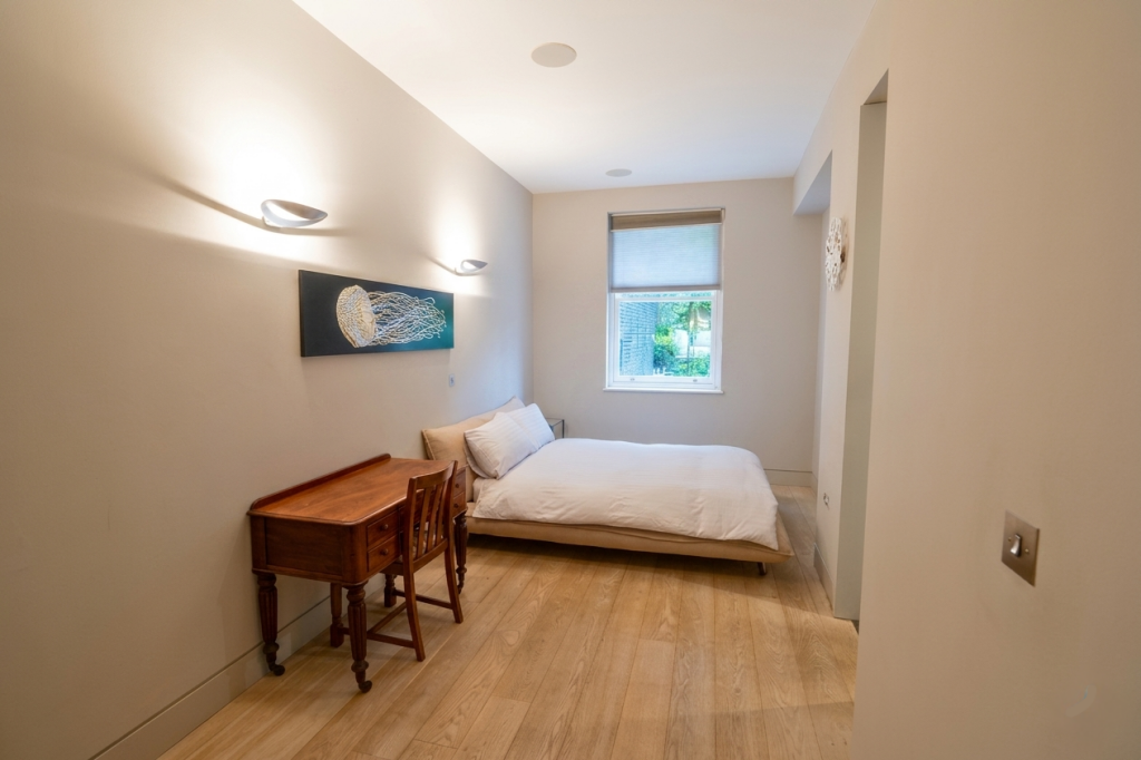 4 bedroom flat for rent