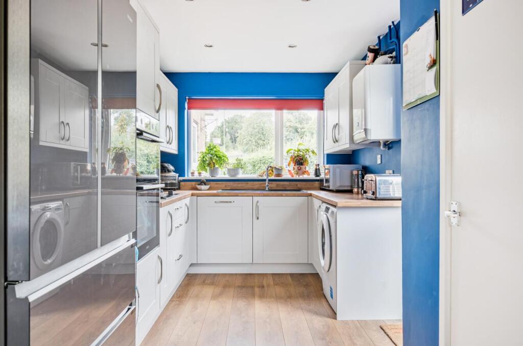 Brakspear Drive, Corsham - View 4