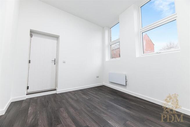 Bank Apartments Peveril St Nottingham NG7 4AH