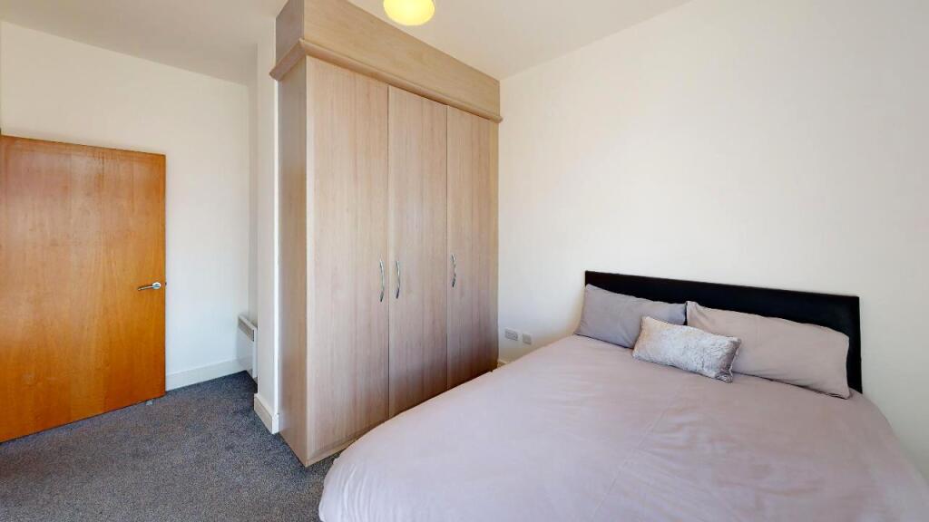 2-bed flat on 21, Cumberland Street, Liverpool, Merseyside, £170,000
