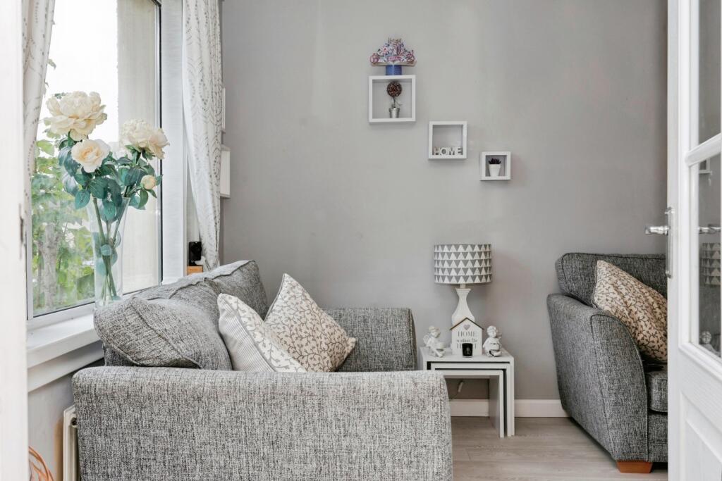 House in Kirkcaldy, Fife - View 5