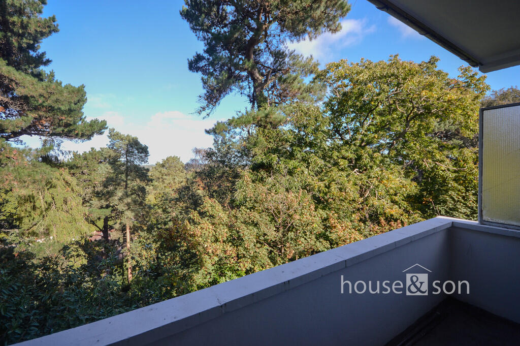 Redhill Drive, Bournemouth - View 2