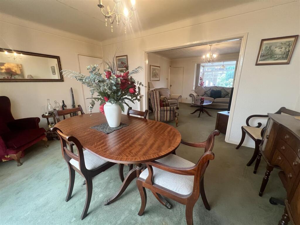 Kirklands, Sale photo 4