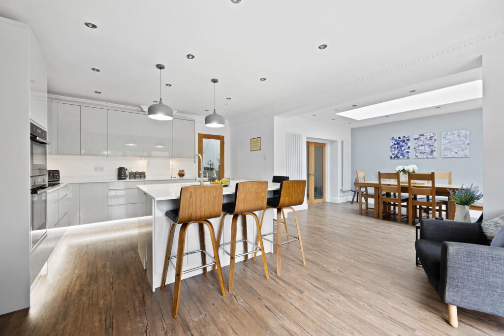 Warkton Lane, Barton Seagrave NN15 - View 6