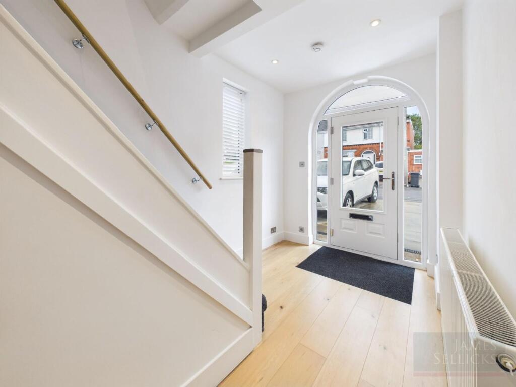 House in Leicester, New Humberstone, Humberstone - View 4