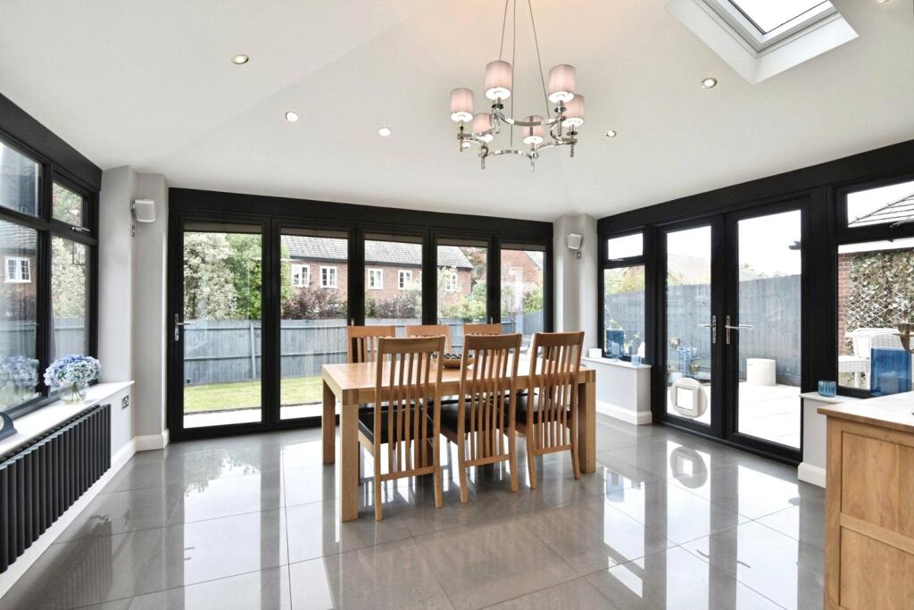 House in Stoke-on-Trent - View 3