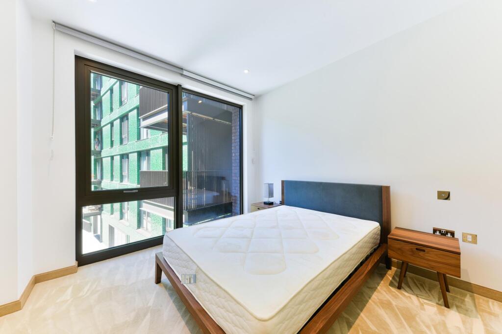 Apartment in London - View 5