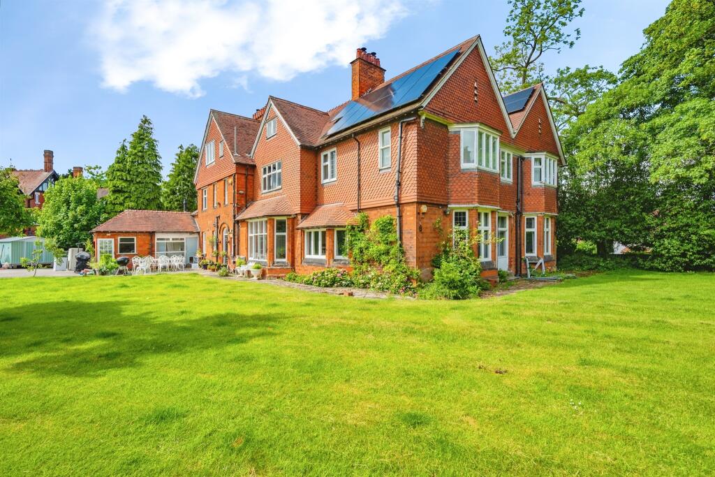 Main image of property: Belper Road, Derby
