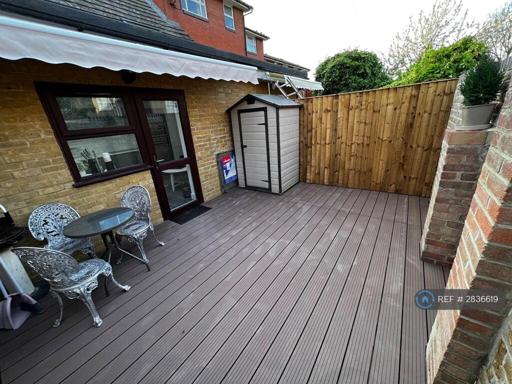 Main image of property: Greenland Mews, London, SE8