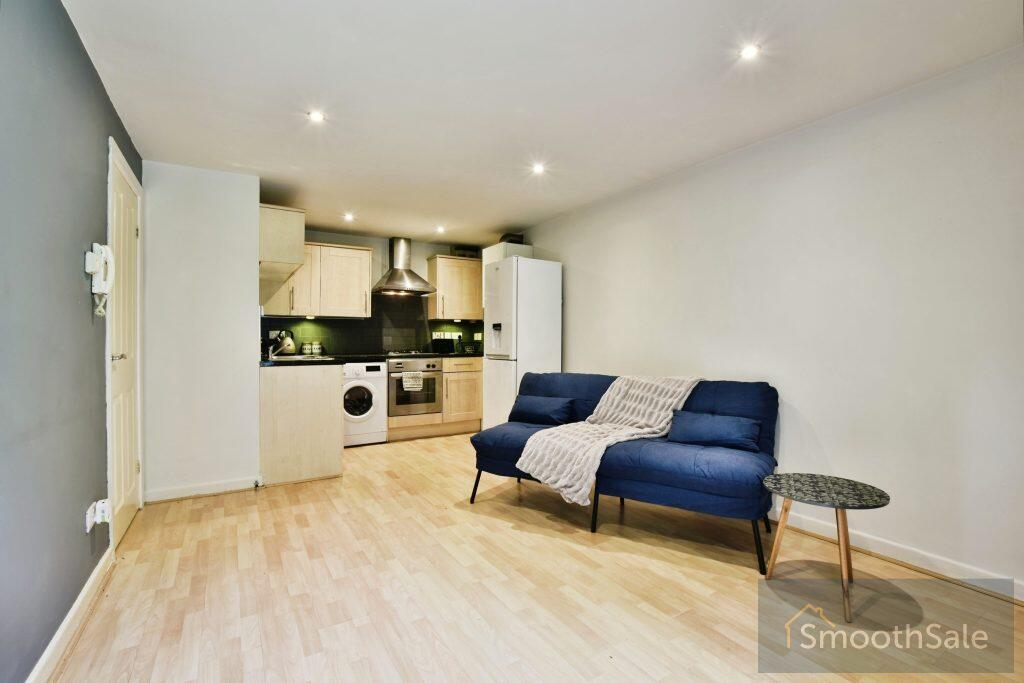 Apartment in Warrington - More