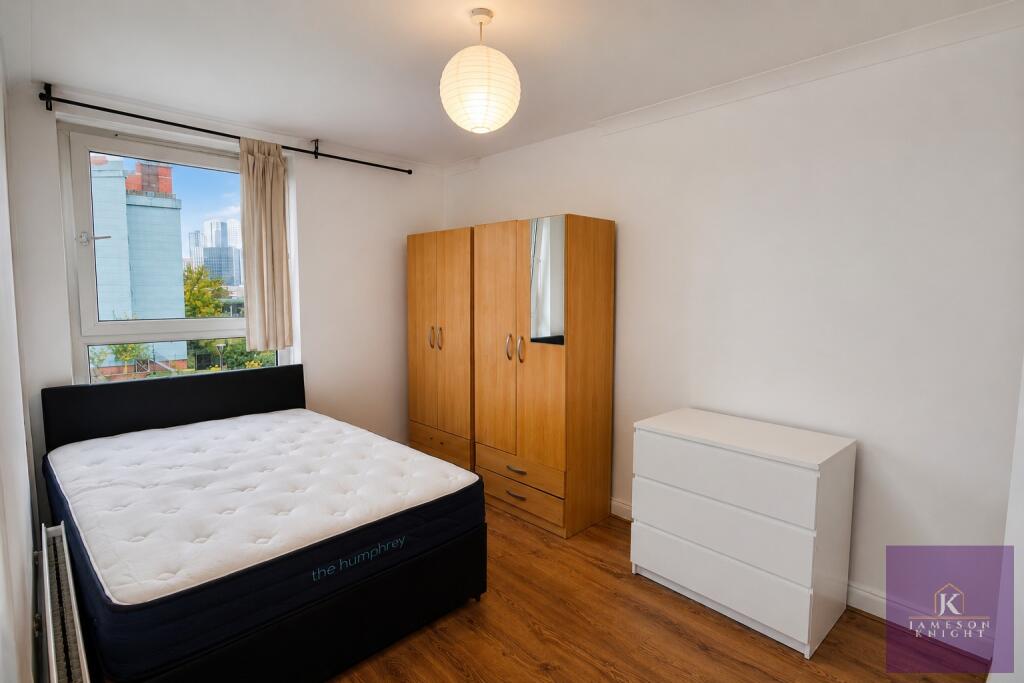 Main image of property: Brownfield Street, London, E14