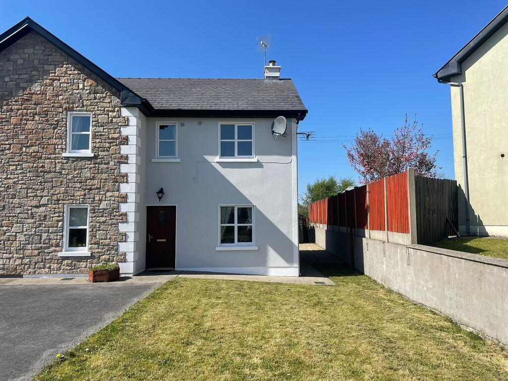 Main image of property: 92 Tarmon Manor, Castlerea