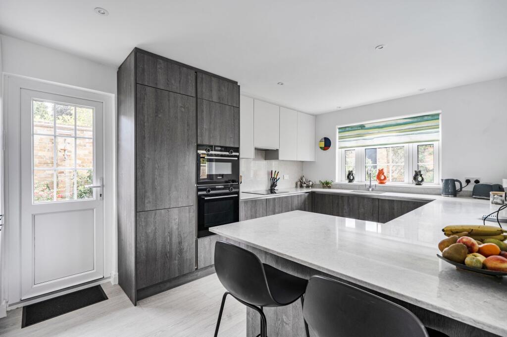 House in Mole Valley, Surrey - More
