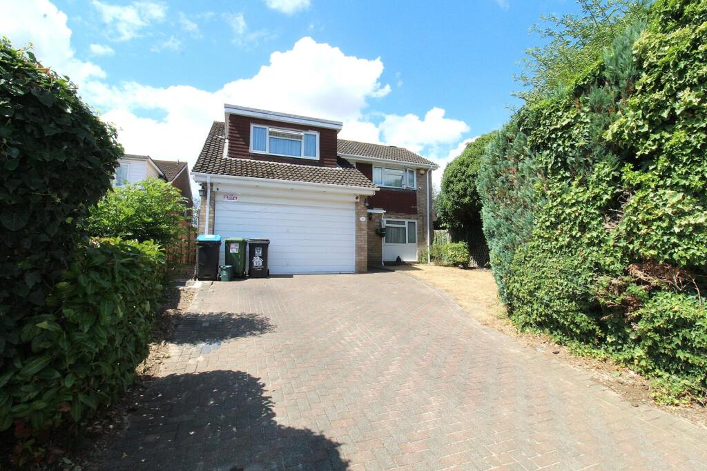 Main image of property: Woodland Close, Hemel Hempstead